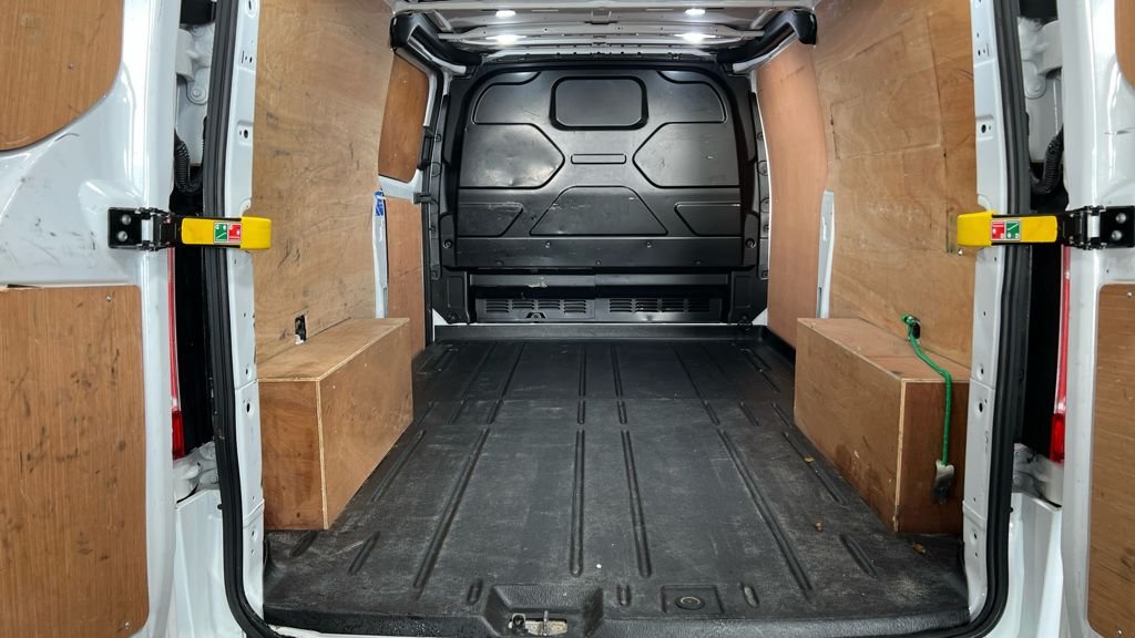 Used Ford Transit Custom 2021 for sale - 76642670: Photo 8
