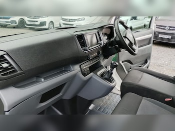 Used Vauxhall Vivaro 2020 for sale - 76123682: Photo