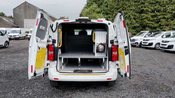 Used Vauxhall Vivaro 2020 for sale - 76123682: Photo 3