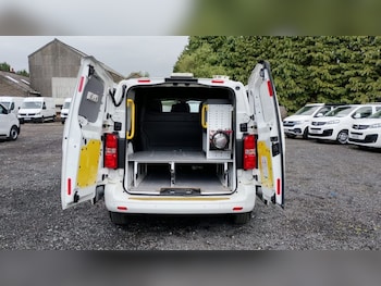 Used Vauxhall Vivaro 2020 for sale - 76123682: Photo