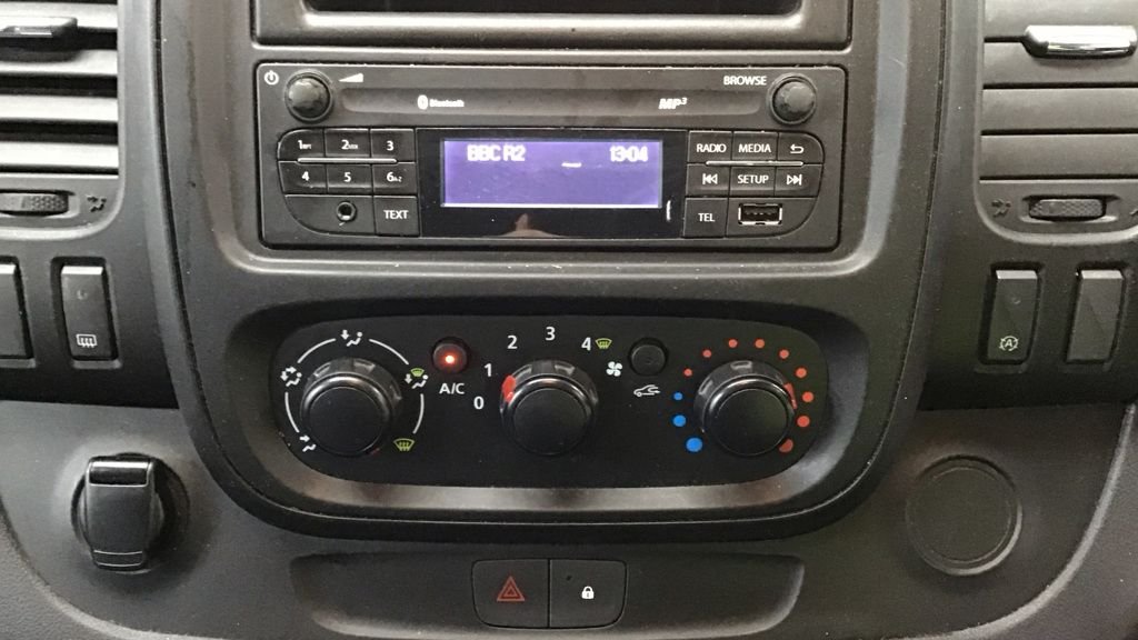 Used Vauxhall Vivaro 2019 for sale - 76470298: Photo 11