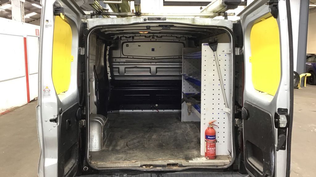 Used Vauxhall Vivaro 2019 for sale - 76470298: Photo 3