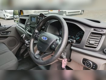 Used Ford Transit Custom 2020 for sale - 76123706: Photo