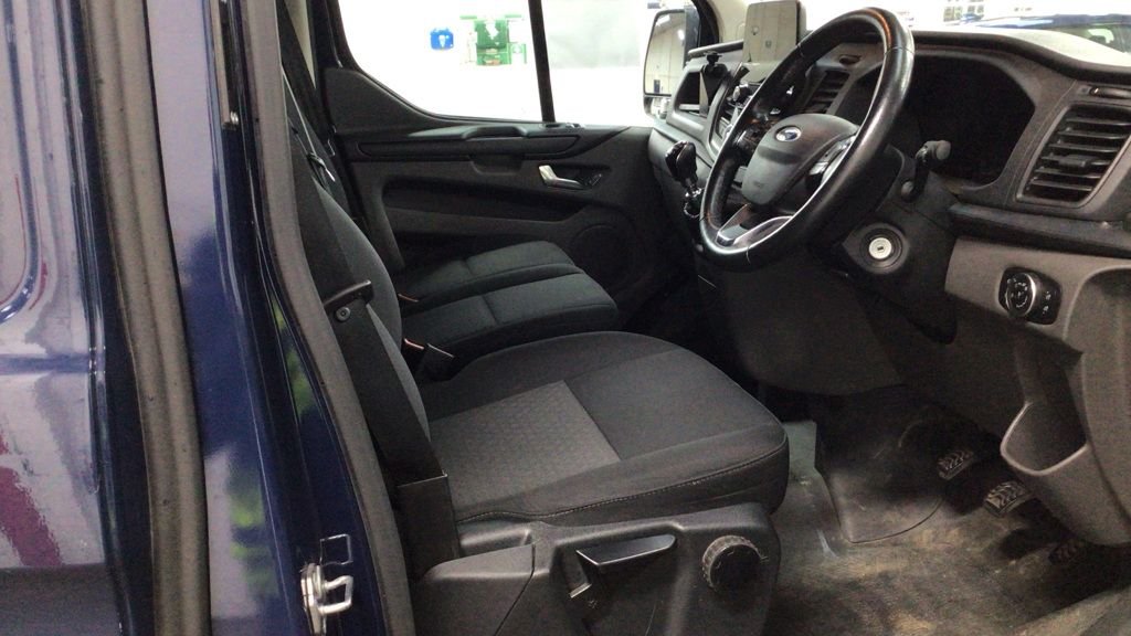Used Ford Transit Custom 2022 for sale - 76454642: Photo 2
