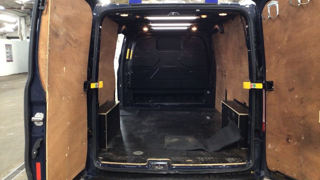Used Ford Transit Custom 2022 for sale - 76454642: Photo 8