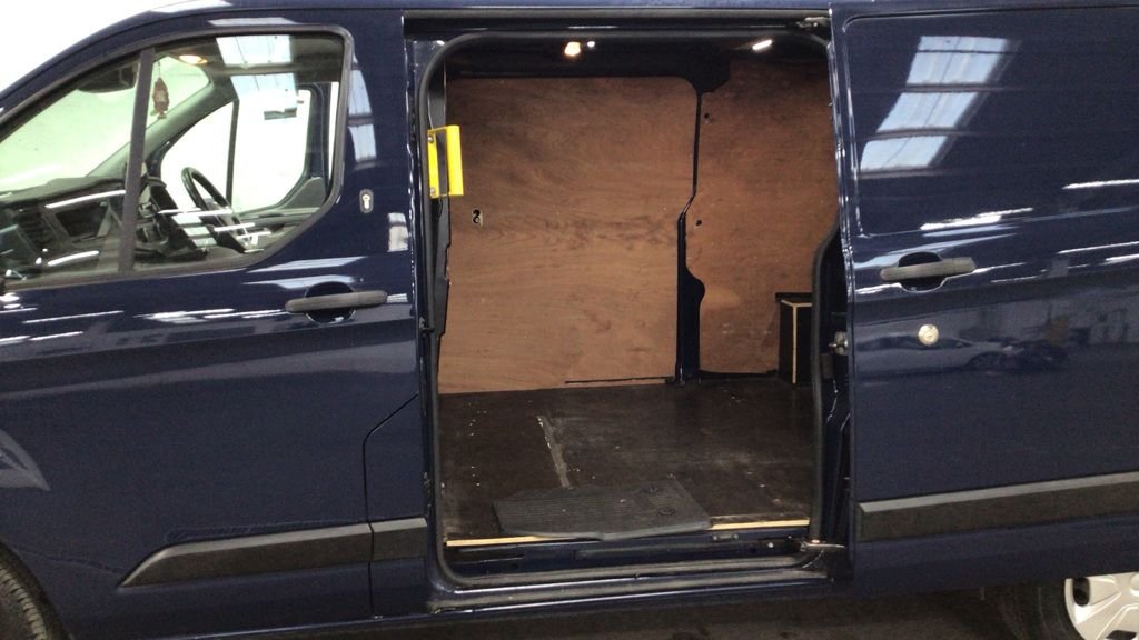 Used Ford Transit Custom 2022 for sale - 76454642: Photo 9