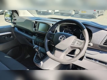 Used Vauxhall Vivaro 2021 for sale - 76123680: Photo