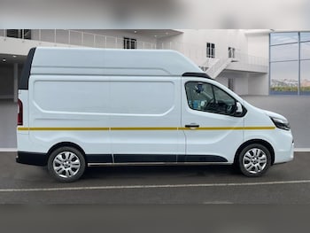 Used Nissan Primastar 2023 for sale - 76740458: Photo