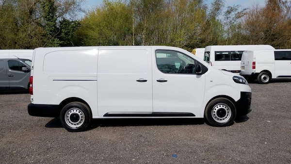 Used Vauxhall Vivaro 2022 for sale - 76123677: Photo 10