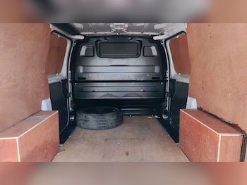 Used Vauxhall Vivaro 2022 for sale - 76123677: Photo 4