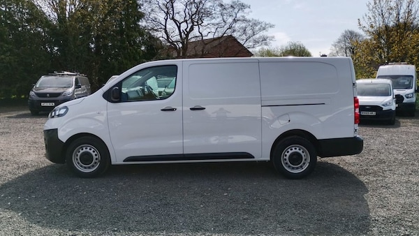 Used Vauxhall Vivaro 2022 for sale - 76123677: Photo 8