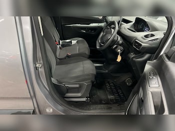 Used Peugeot e-Partner 2022 for sale - 76356507: Photo