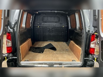 Used Peugeot e-Partner 2022 for sale - 76356507: Photo