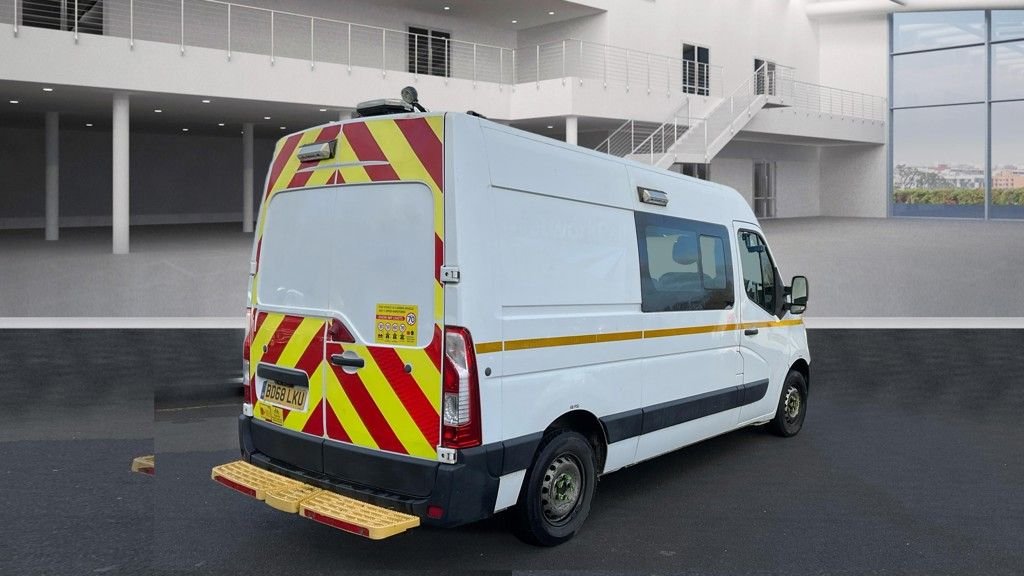 Used Vauxhall Movano 2018 for sale - 77680644: Photo 5