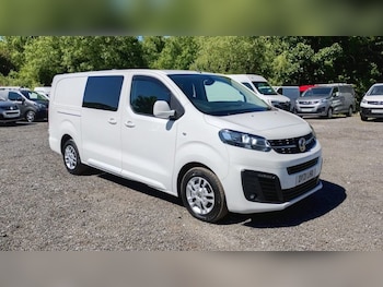 Vauxhall Vivaro feature image