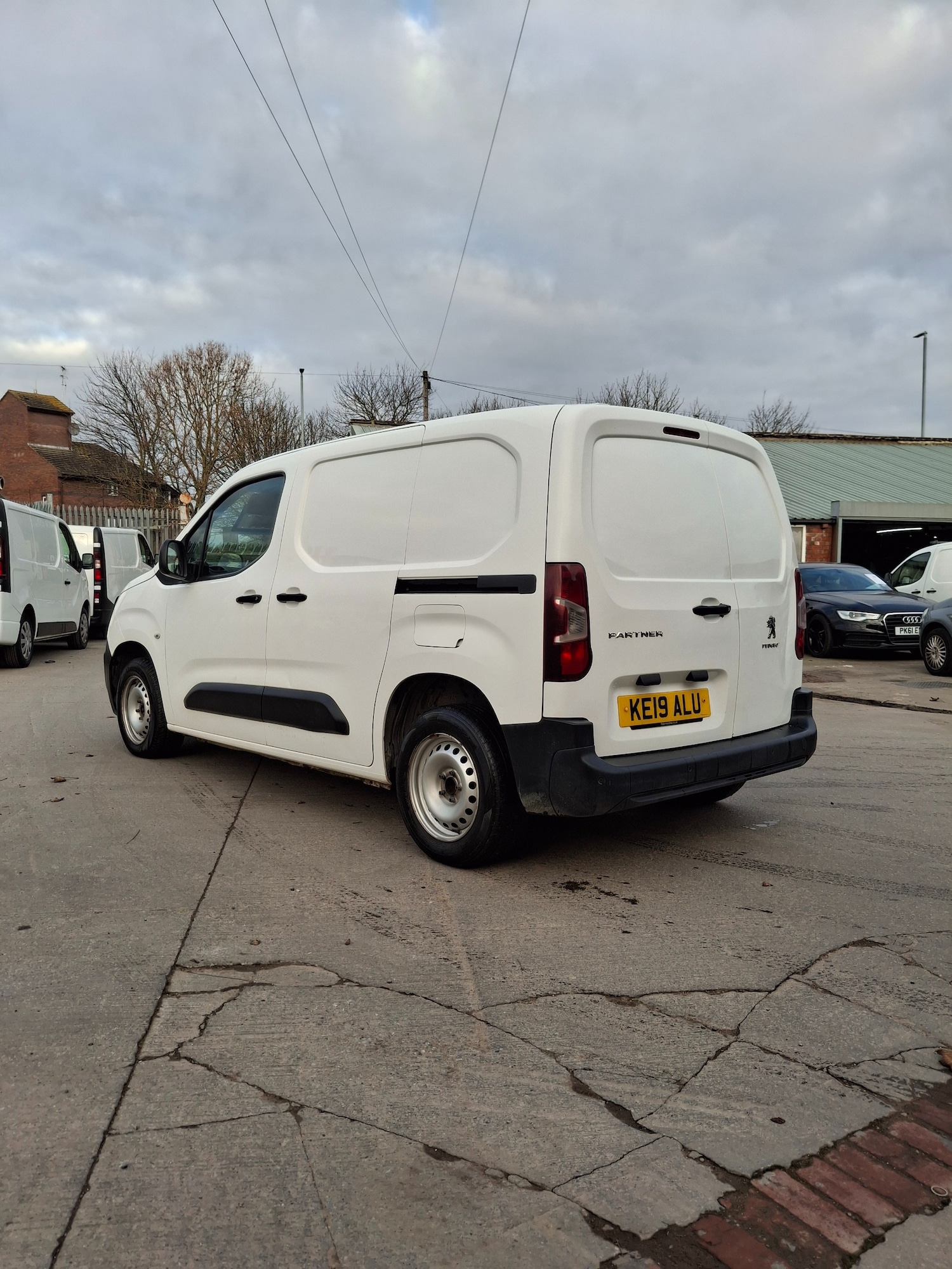 Used Peugeot Partner 2019 for sale - 76985134: Photo 4