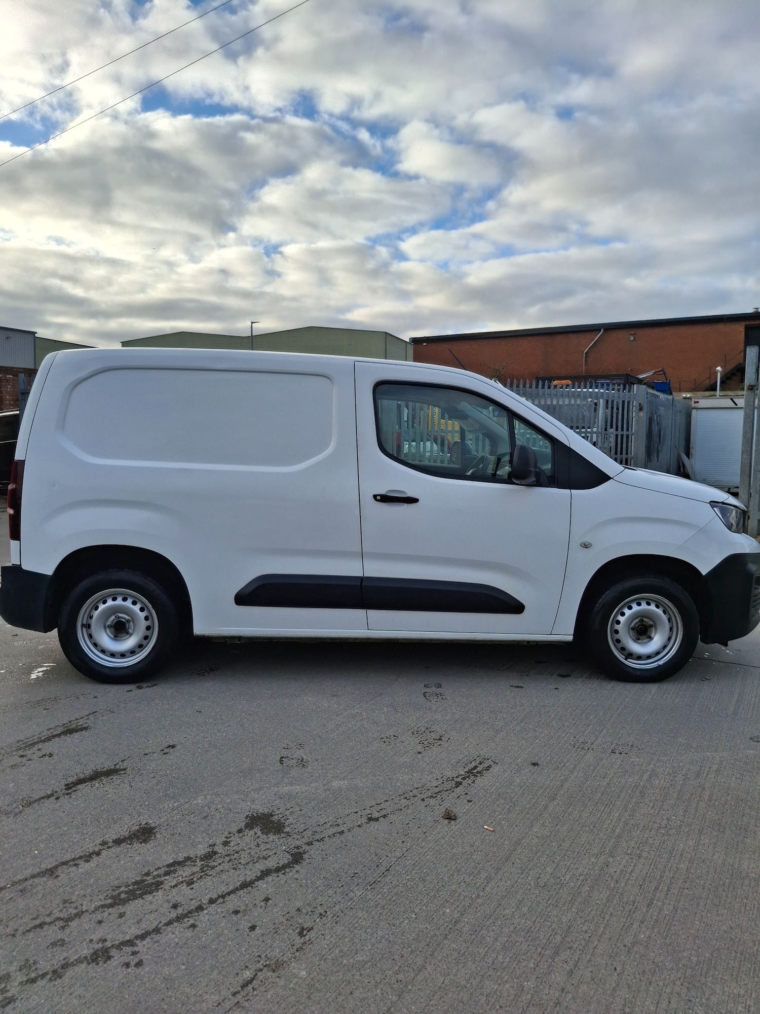 Used Peugeot Partner 2019 for sale - 76985134: Photo 8