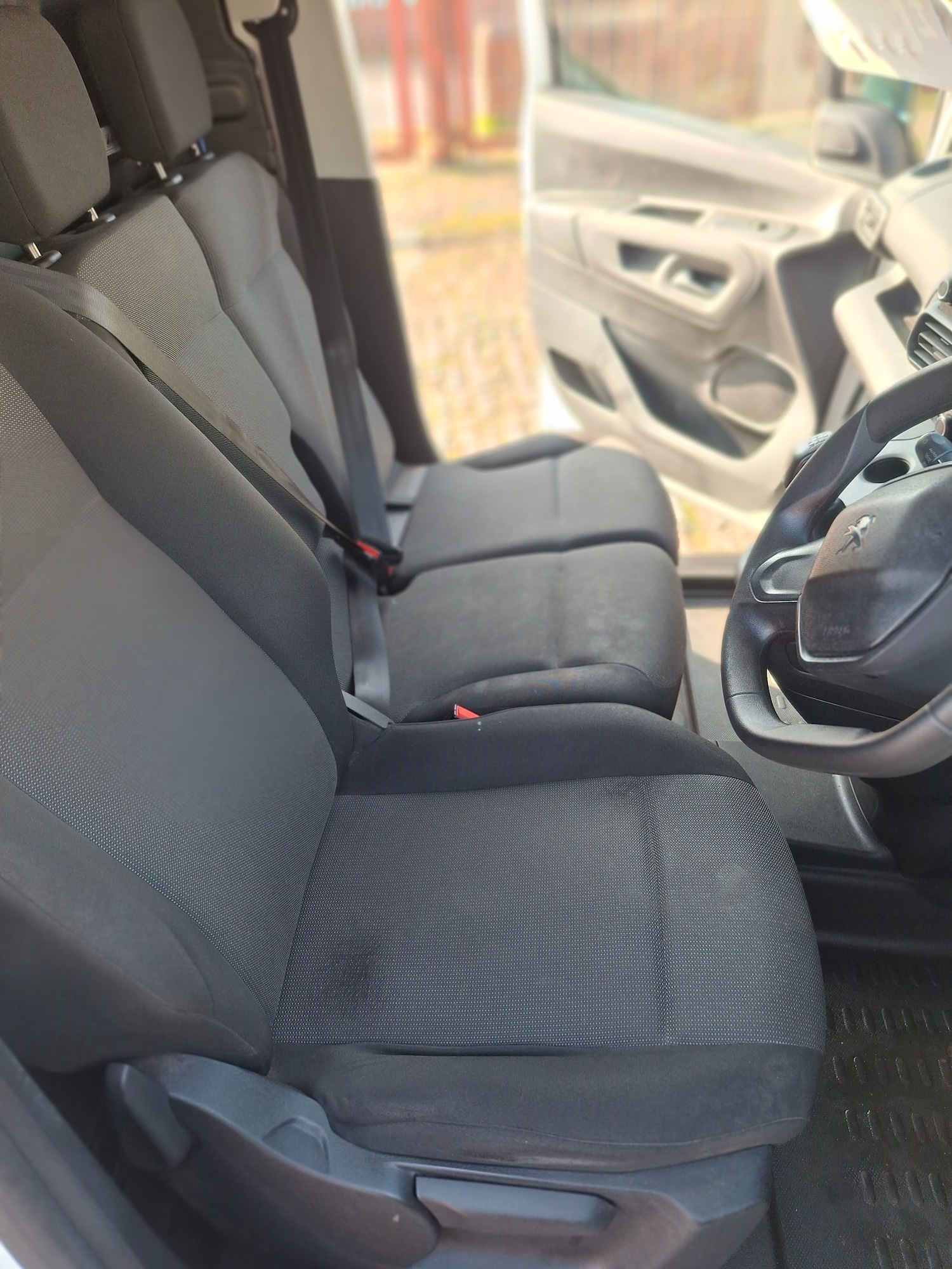 Used Peugeot Partner 2021 for sale - 77946669: Photo 11