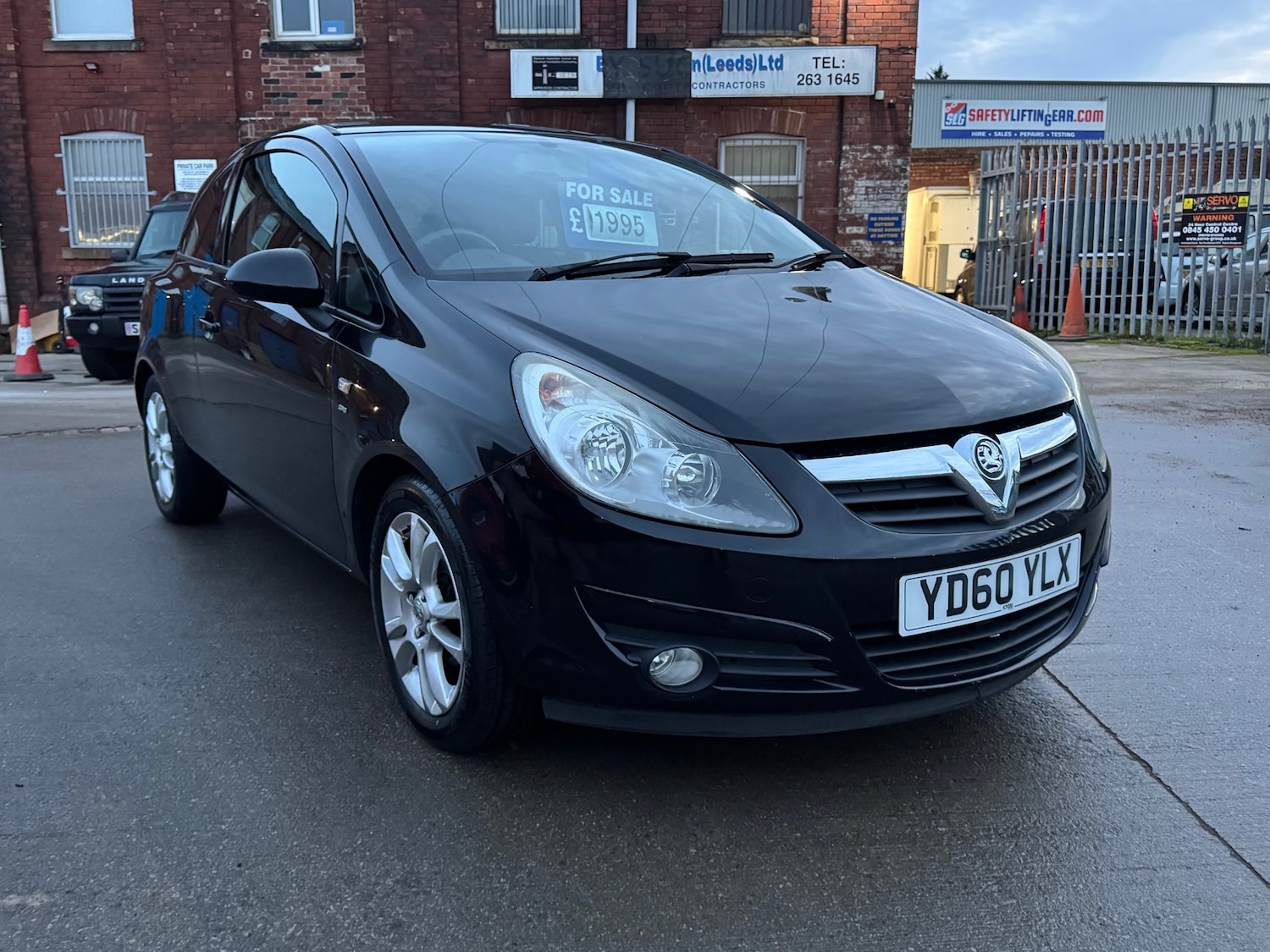 Used Vauxhall Corsa 2010 for sale - 76655828: Photo 1