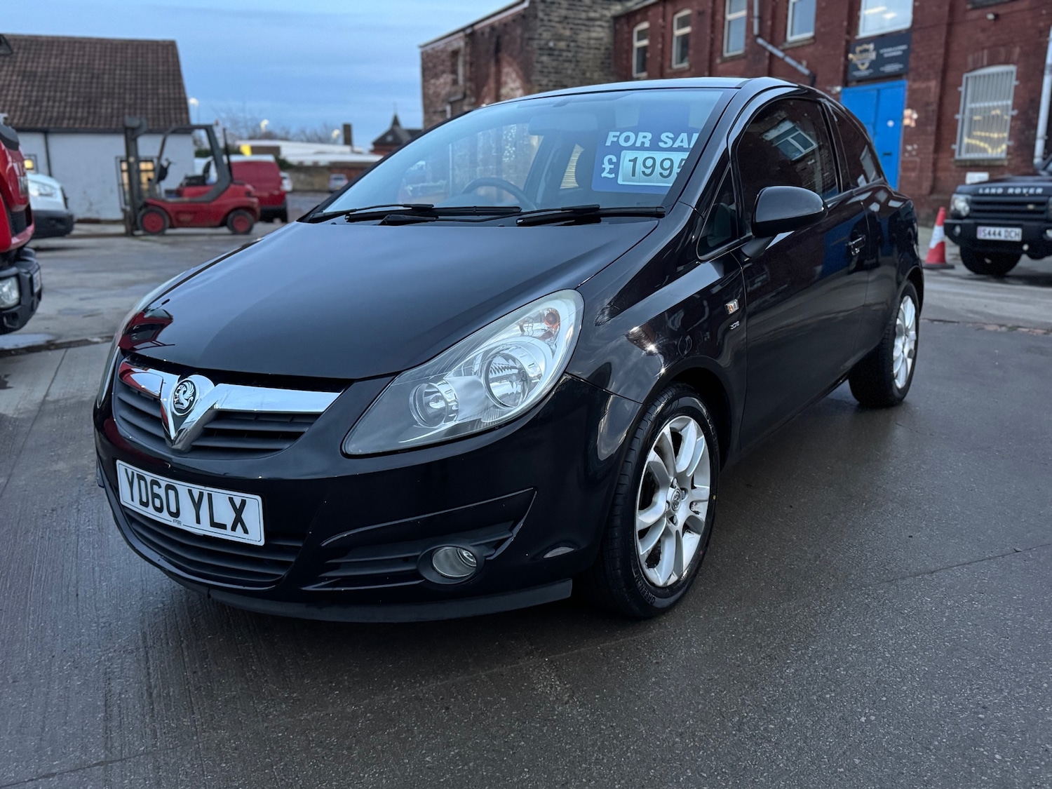 Used Vauxhall Corsa 2010 for sale - 76655828: Photo 3