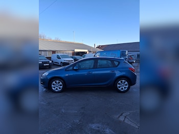 Used Vauxhall Astra 2015 for sale - 79475146: Photo