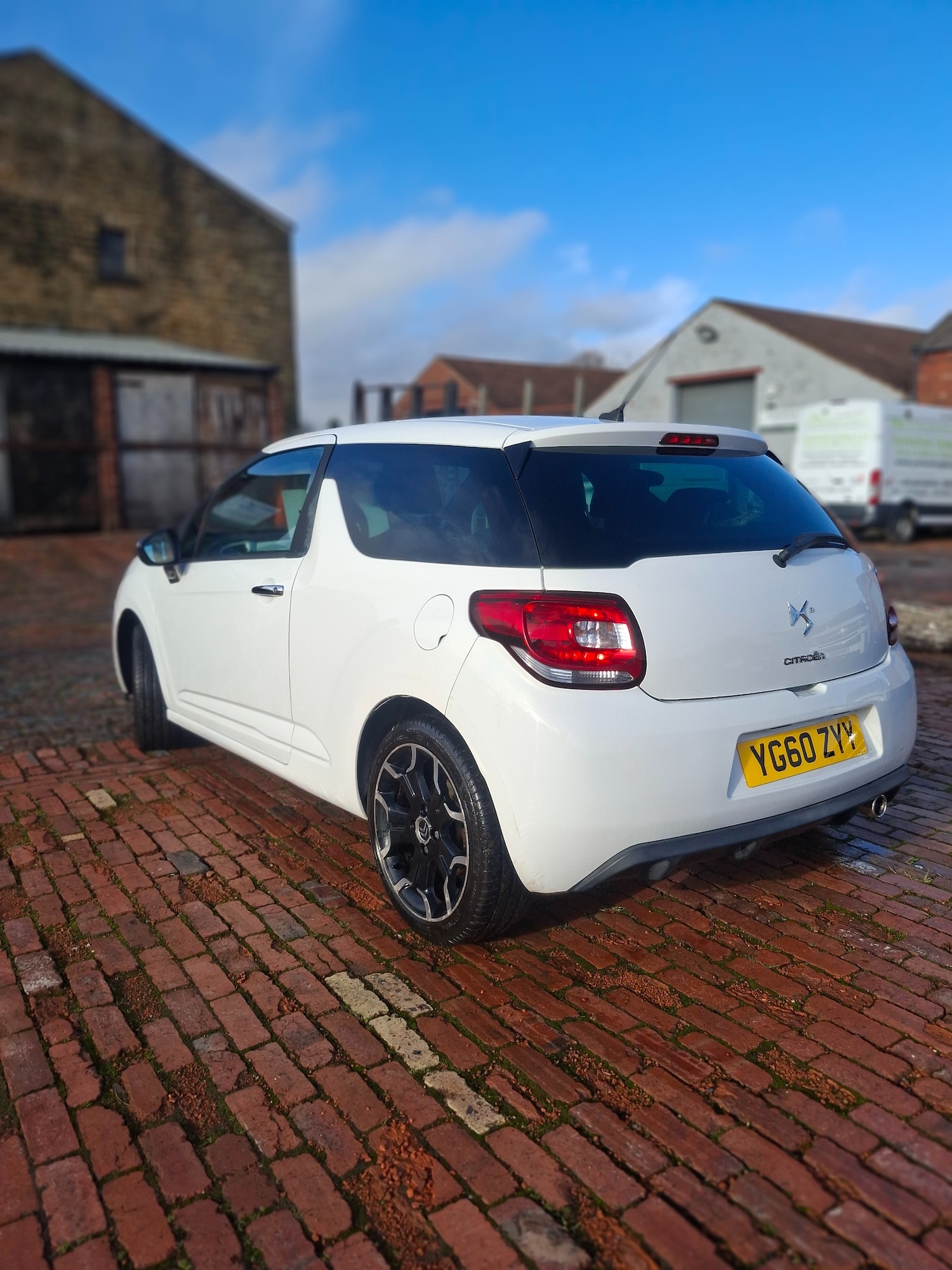 Used Citroen DS3 2010 for sale - 77400205: Photo 4