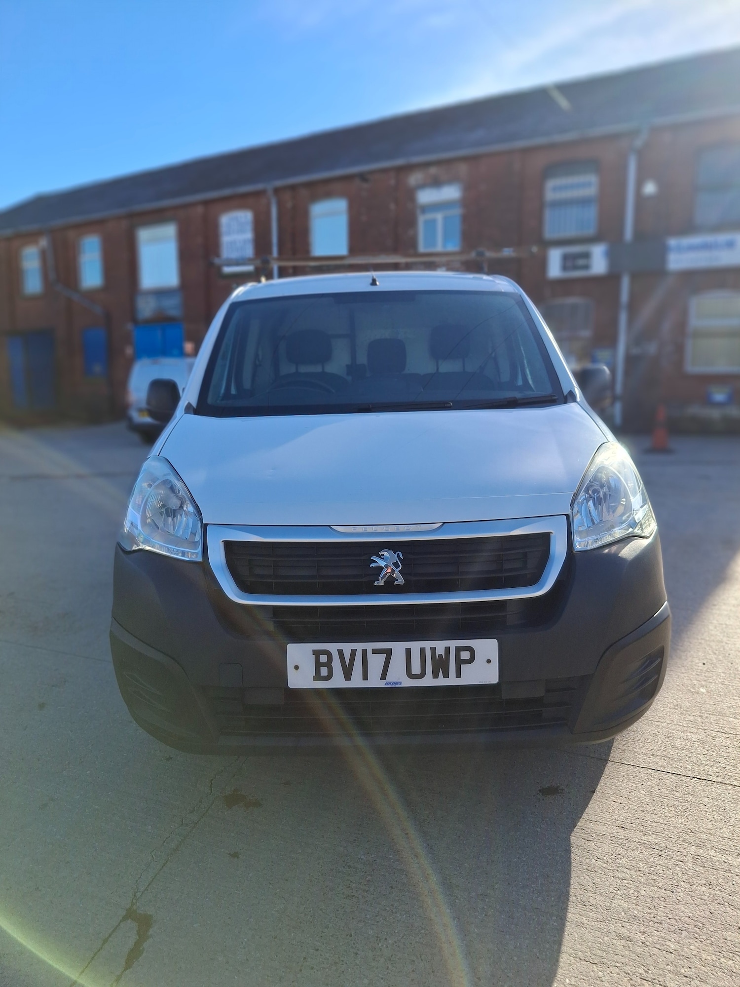 Used Peugeot Partner 2017 for sale - 77557265: Photo 2