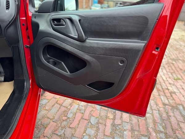 Used Peugeot Partner 2017 for sale - 74964814: Photo 9