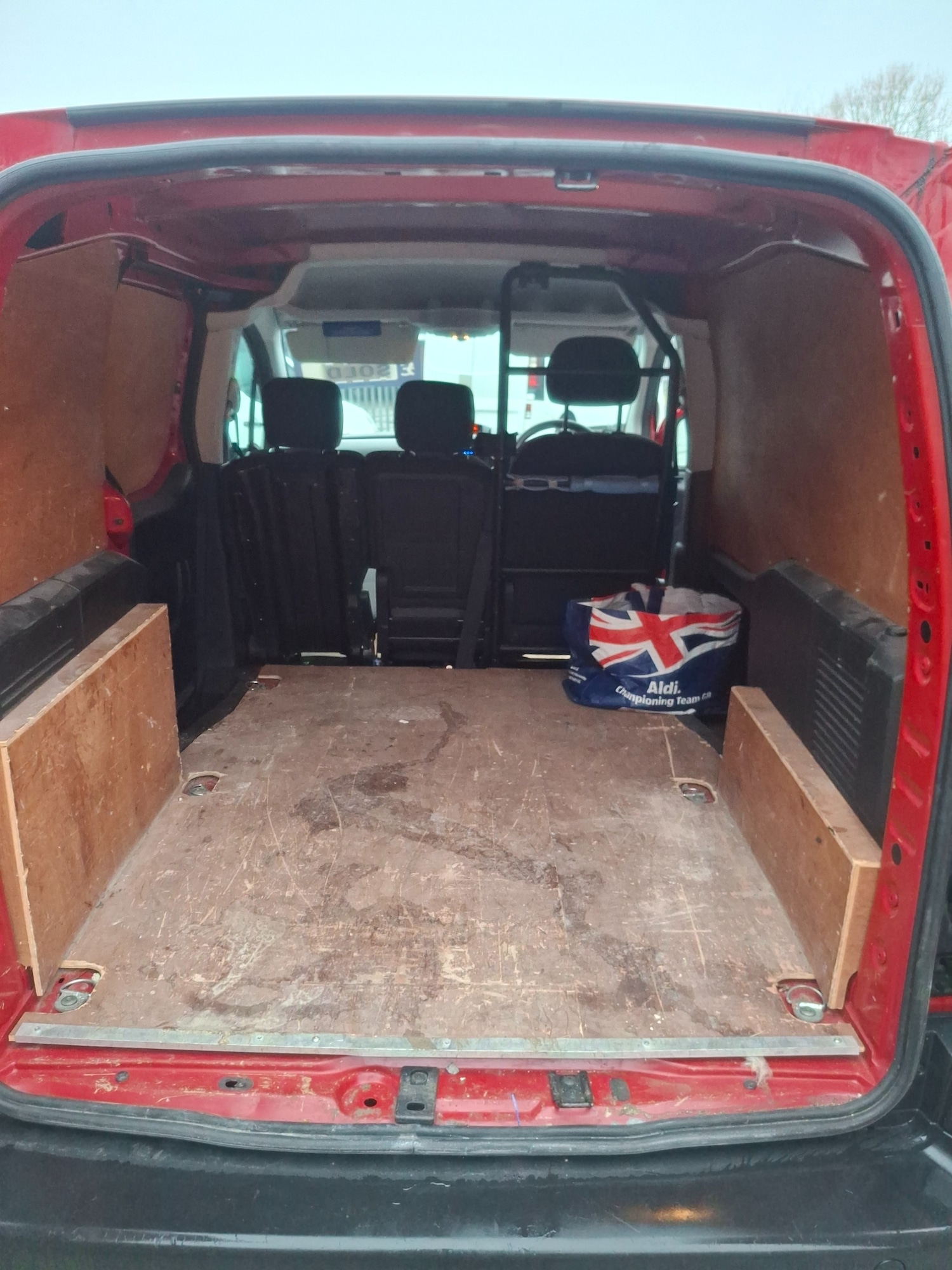 Used Peugeot Partner 2017 for sale - 77385530: Photo 9