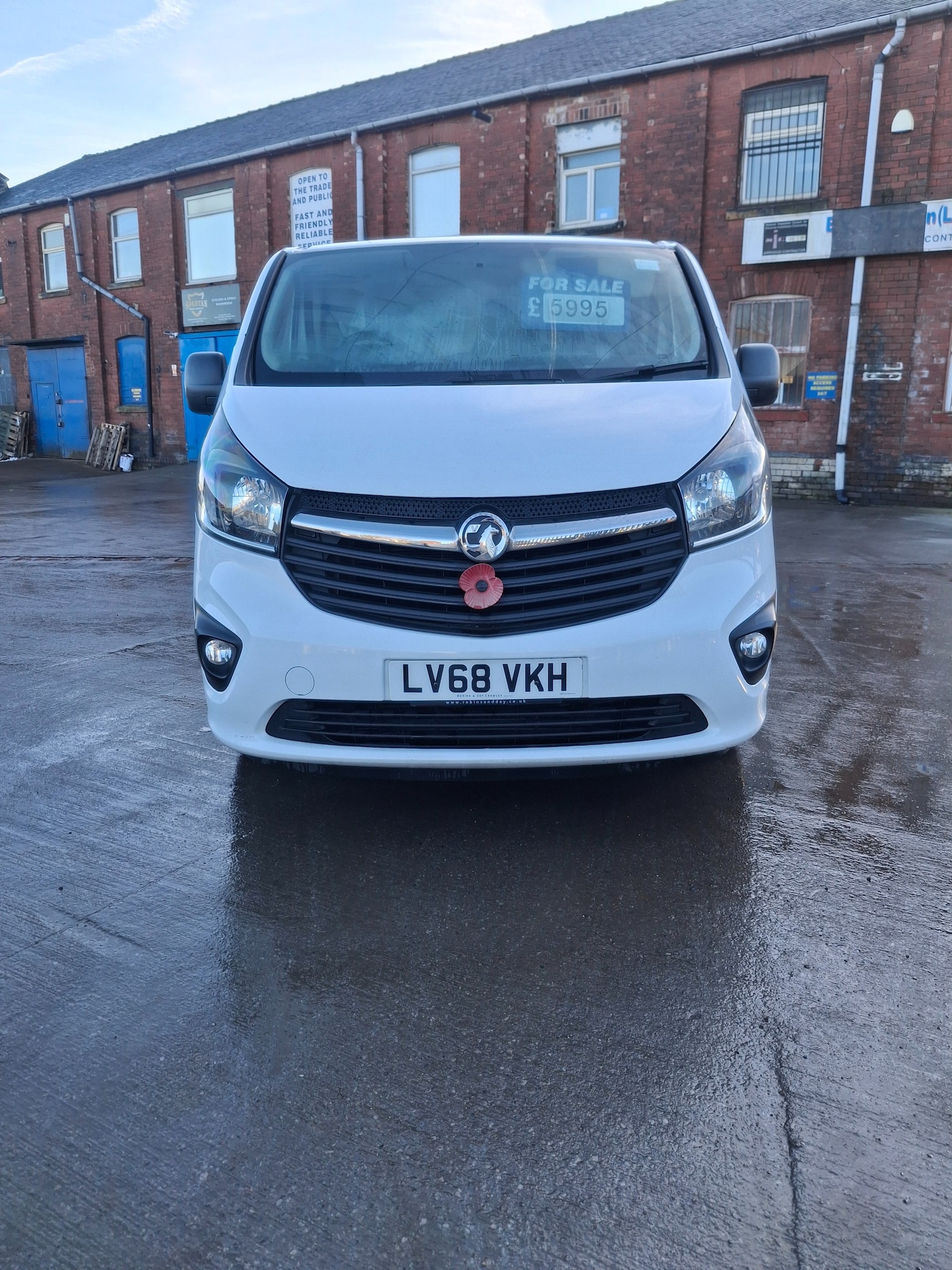 Used Vauxhall Vivaro 2018 for sale - 76950999: Photo 2