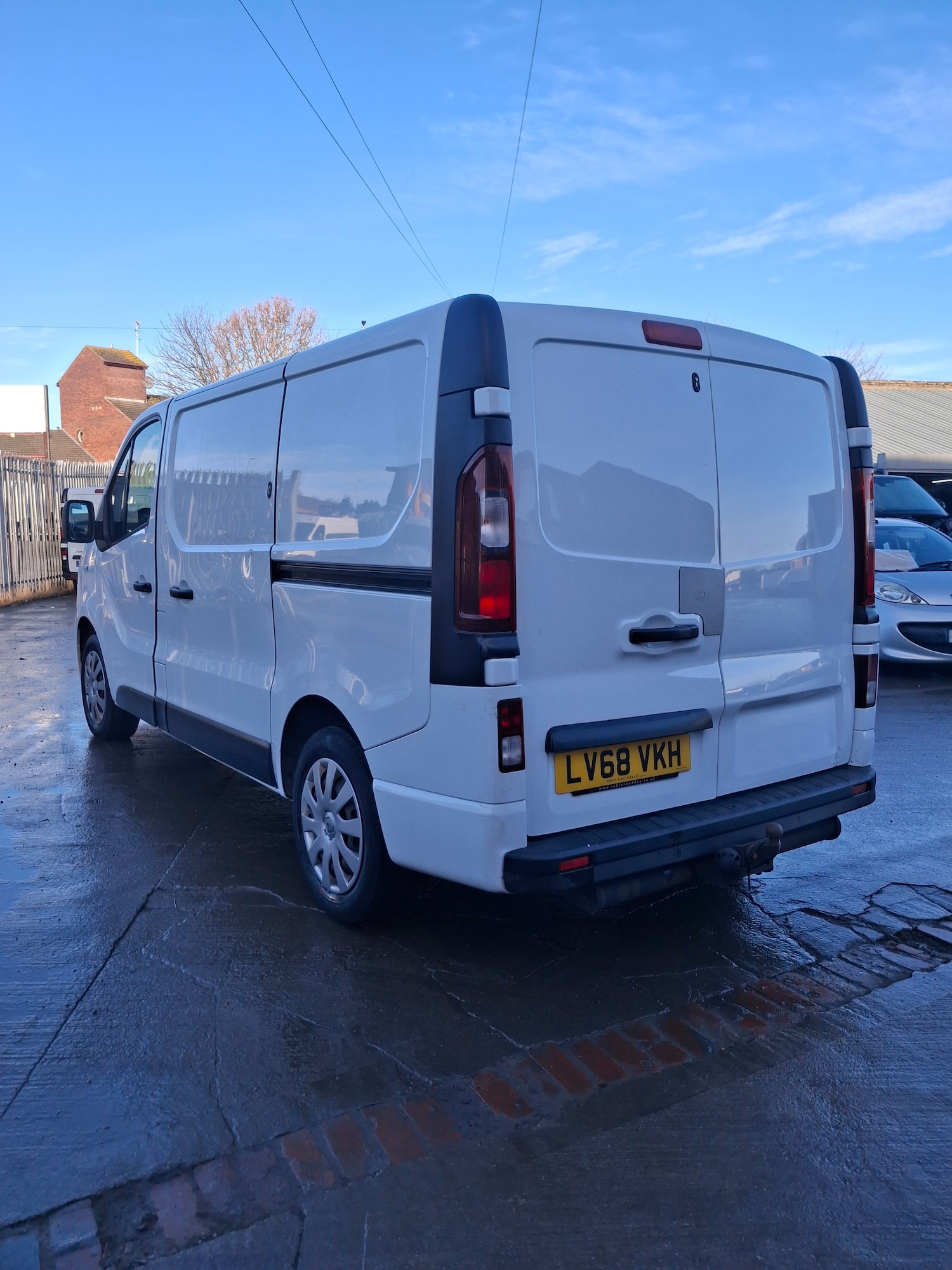 Used Vauxhall Vivaro 2018 for sale - 76950999: Photo 5