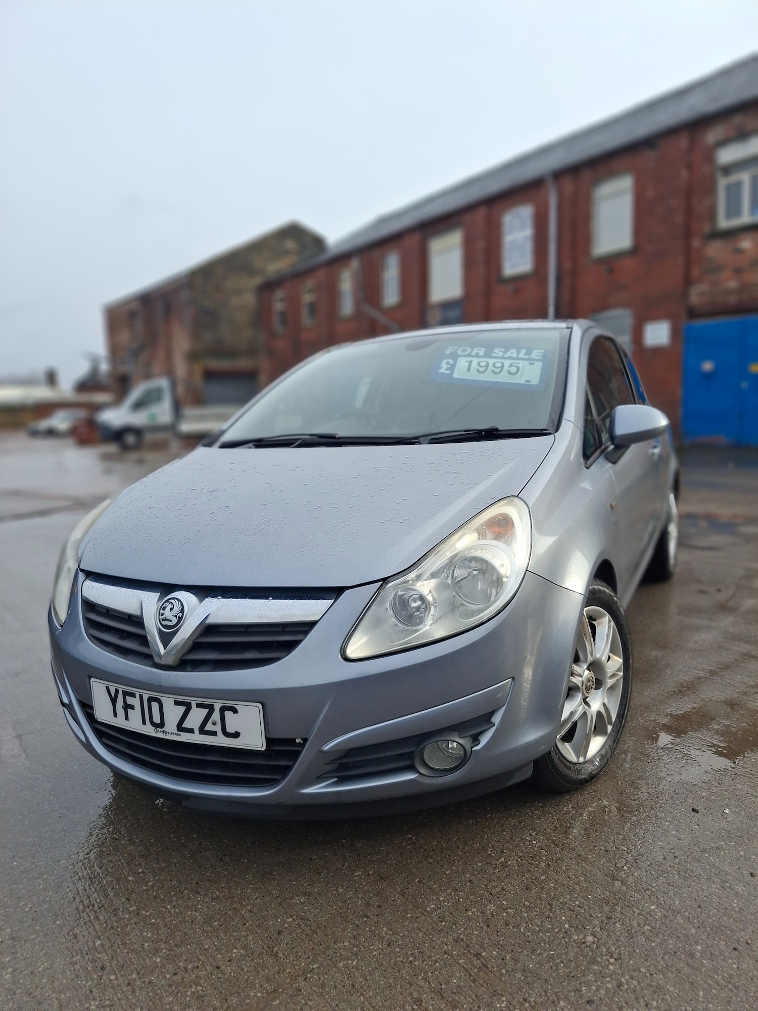 Used Vauxhall Corsa 2010 for sale - 77548396: Photo 3