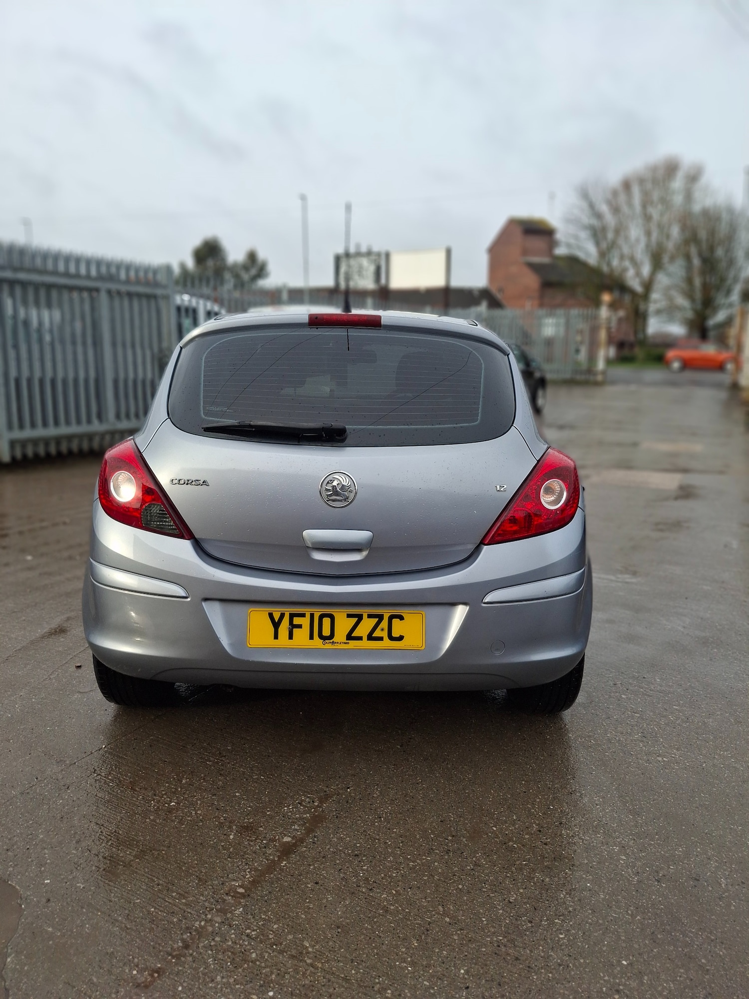 Used Vauxhall Corsa 2010 for sale - 77548396: Photo 6