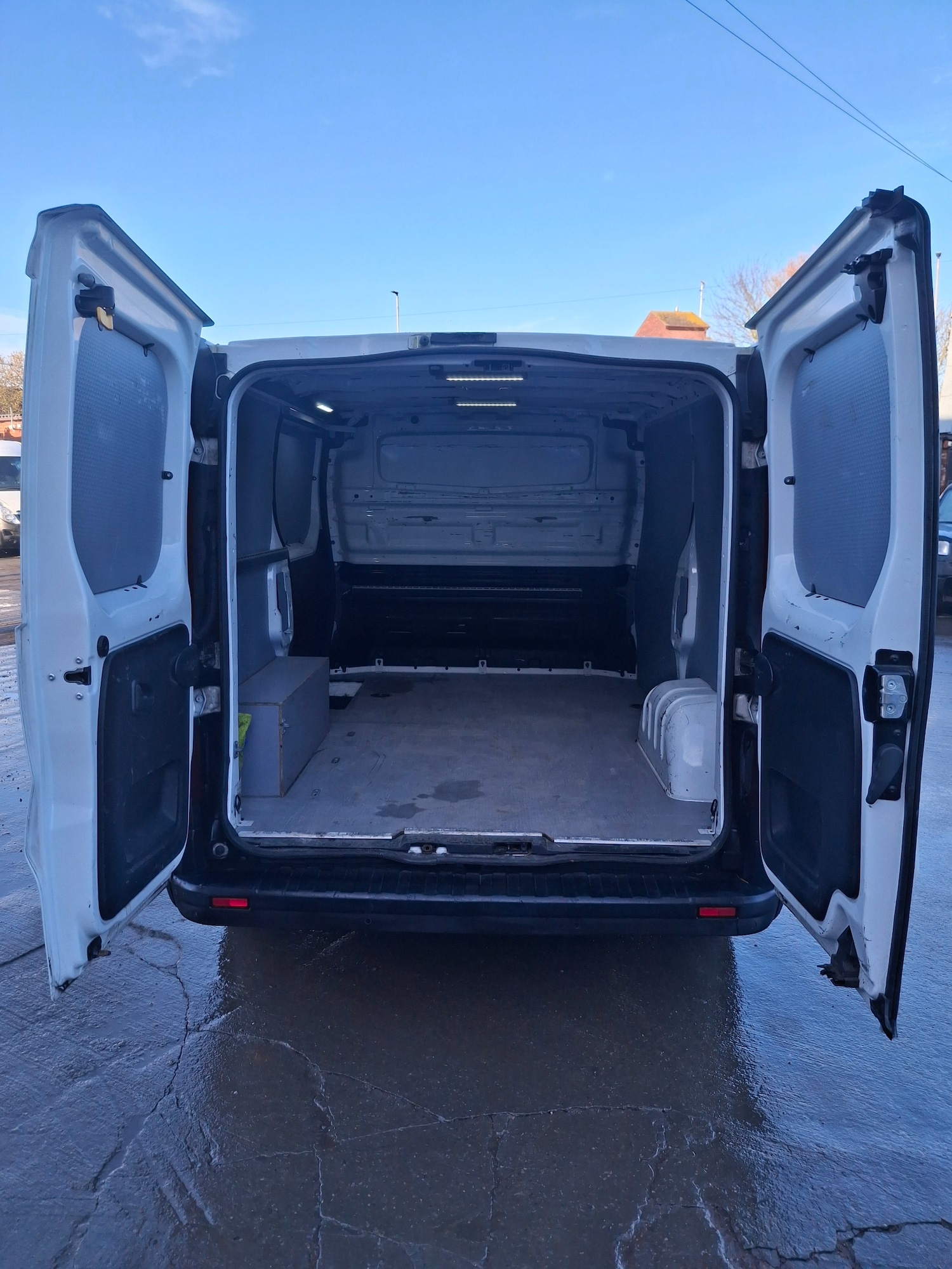 Used Vauxhall Vivaro 2018 for sale - 76932236: Photo 10