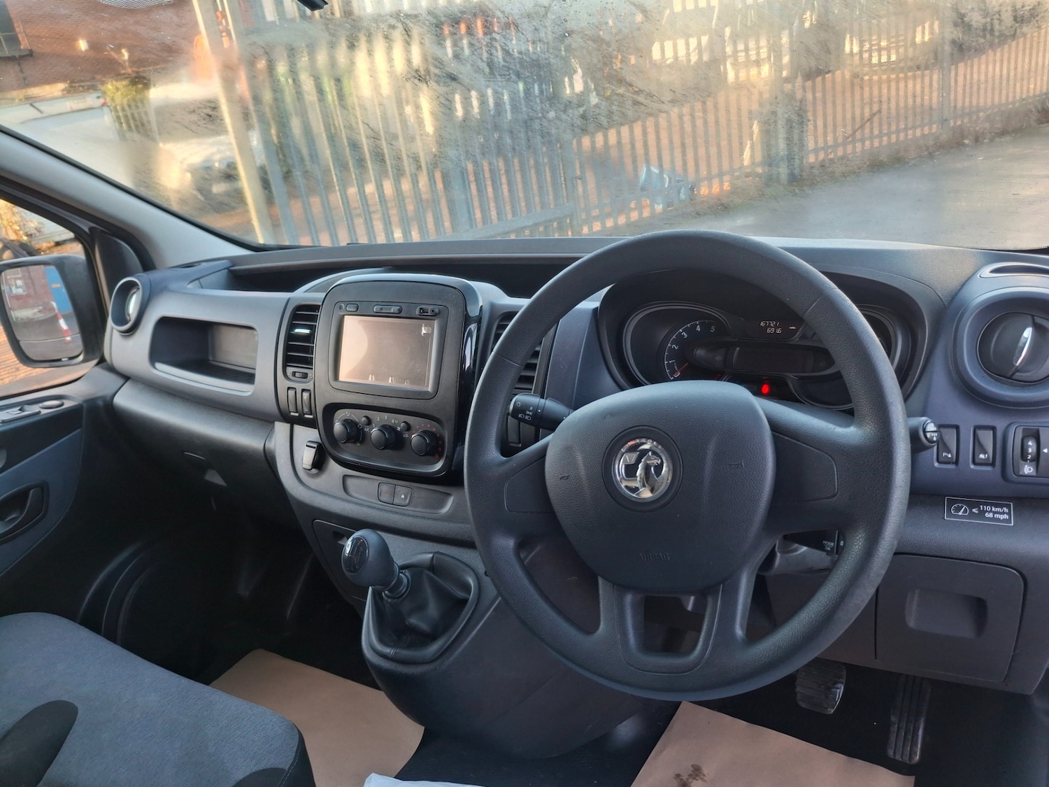 Used Vauxhall Vivaro 2018 for sale - 76932236: Photo 9