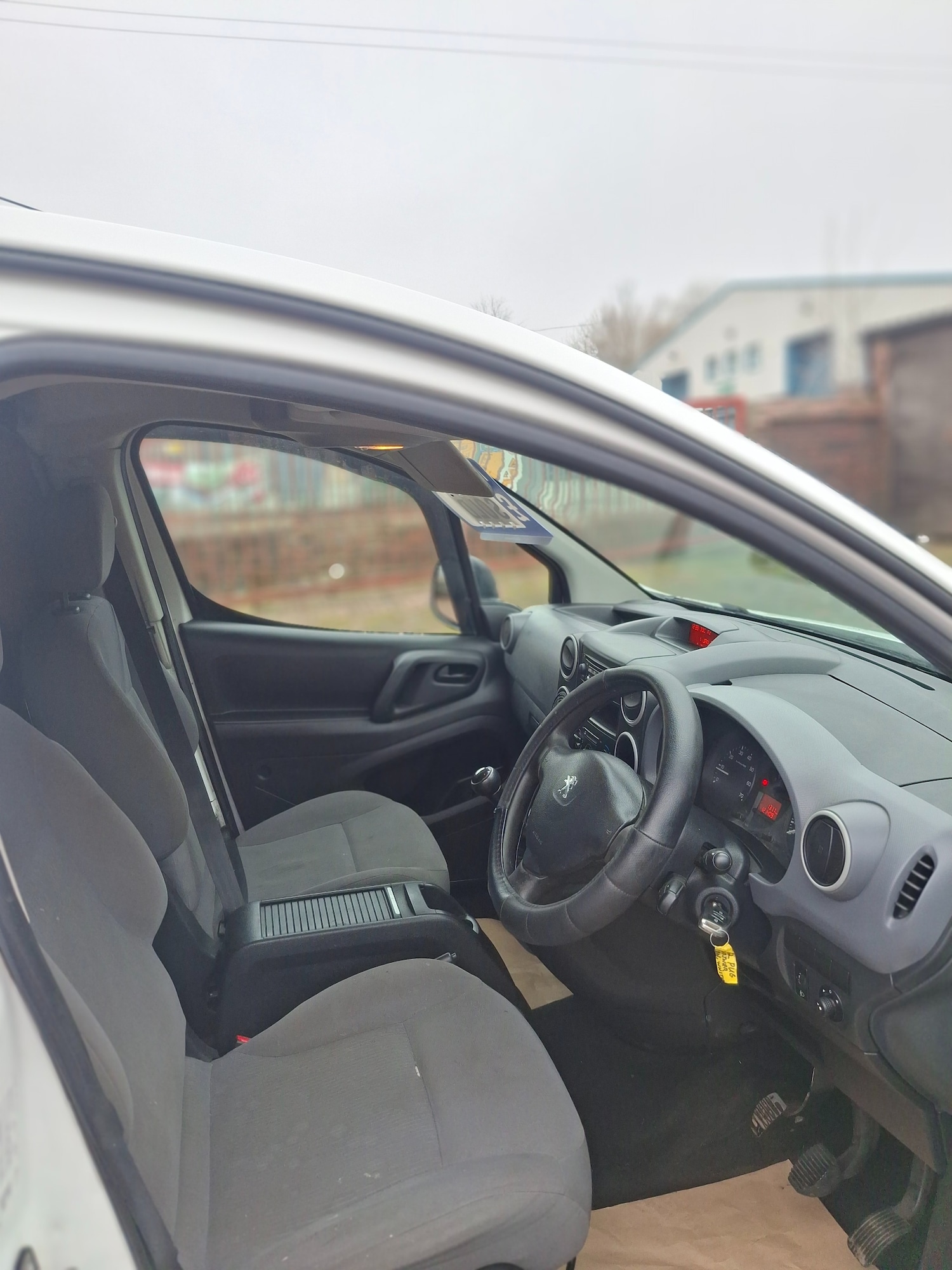 Used Peugeot Partner 2012 for sale - 77797411: Photo 10