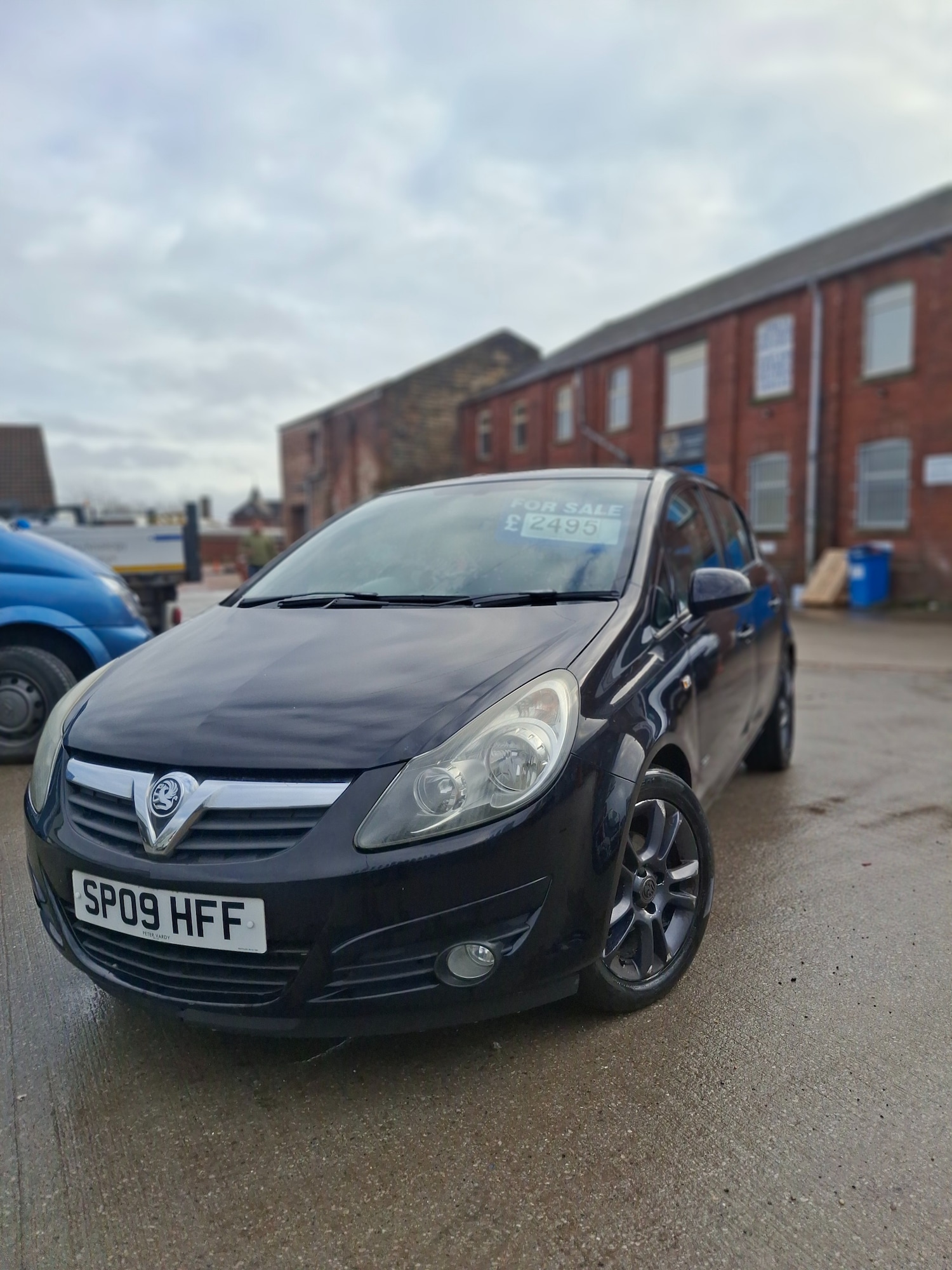 Used Vauxhall Corsa 2009 for sale - 77399386: Photo 2