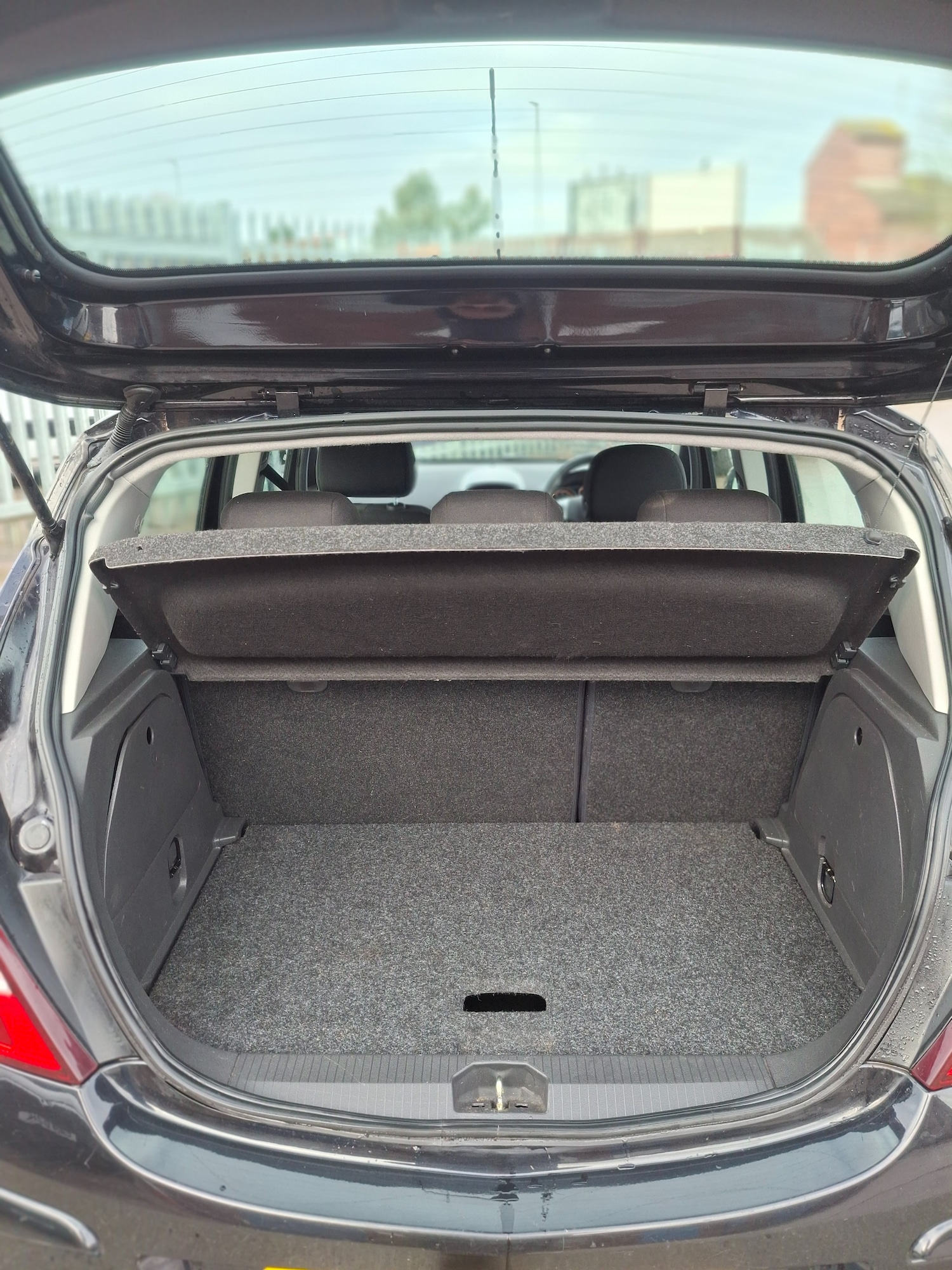 Used Vauxhall Corsa 2009 for sale - 77399386: Photo 7