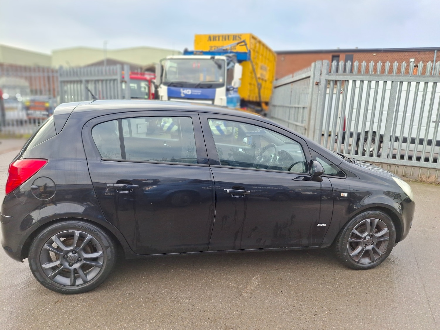Used Vauxhall Corsa 2009 for sale - 77399386: Photo 9