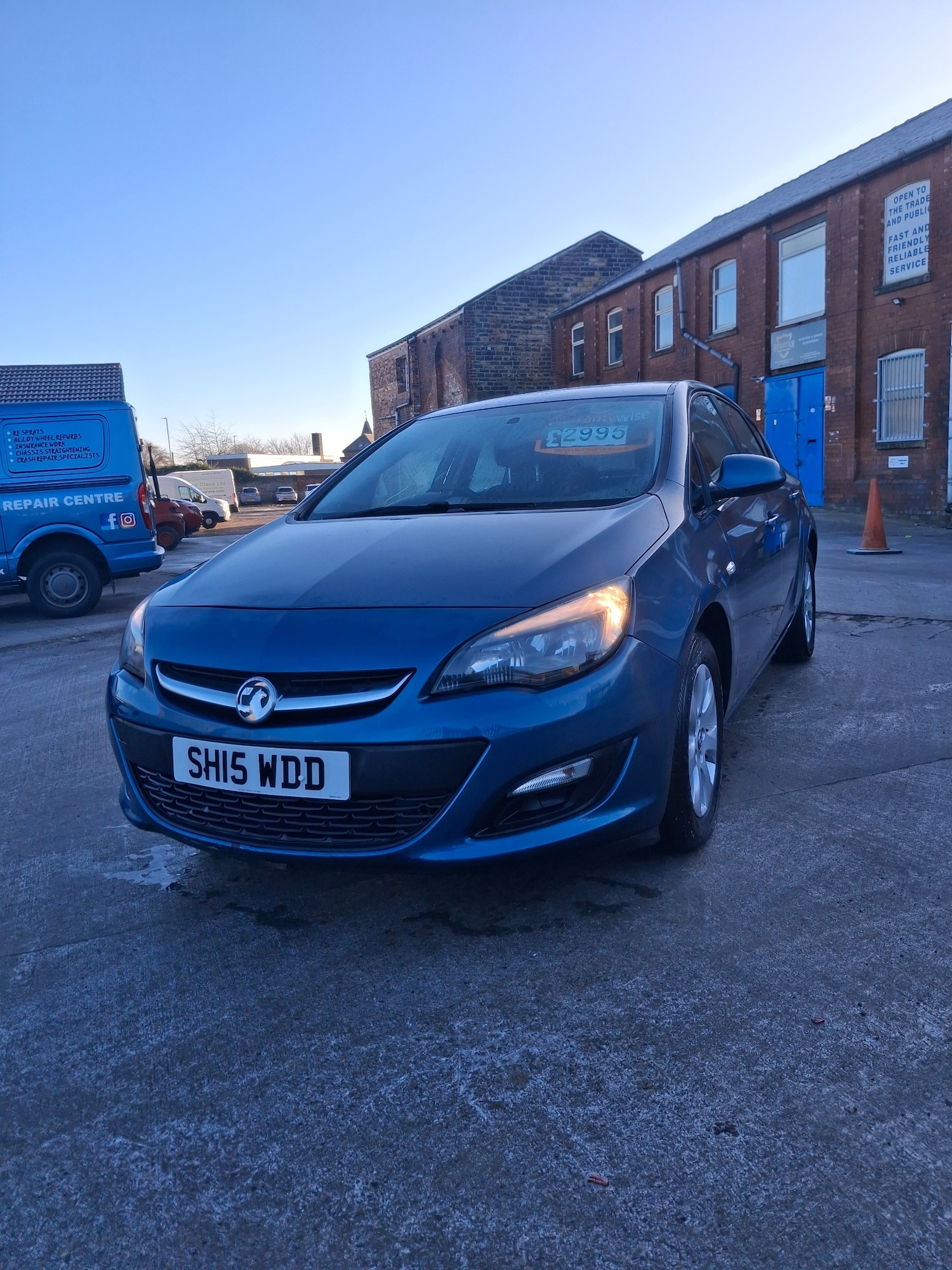 Used Vauxhall Astra 2015 for sale - 77159349: Photo 3