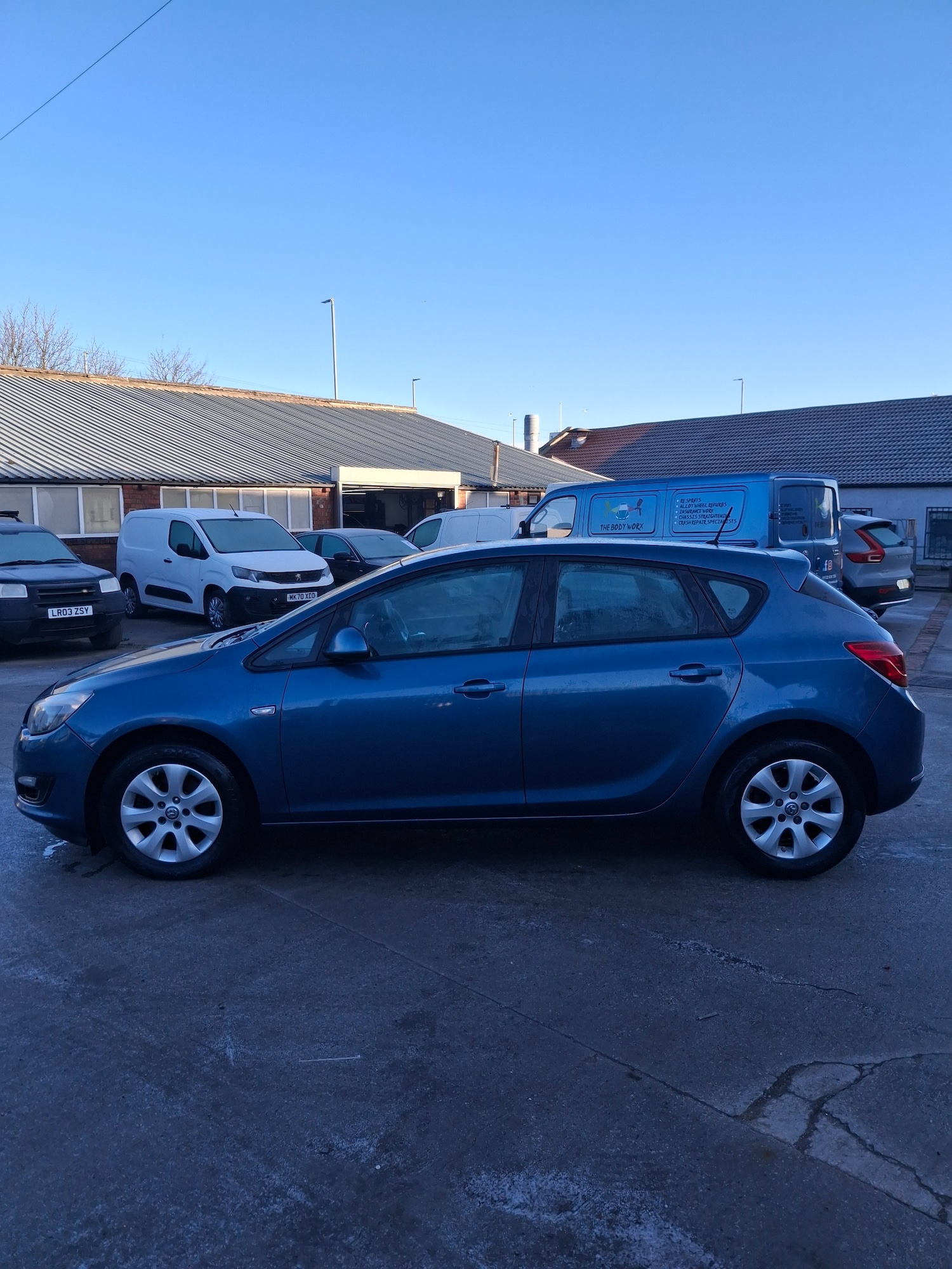 Used Vauxhall Astra 2015 for sale - 77159349: Photo 4