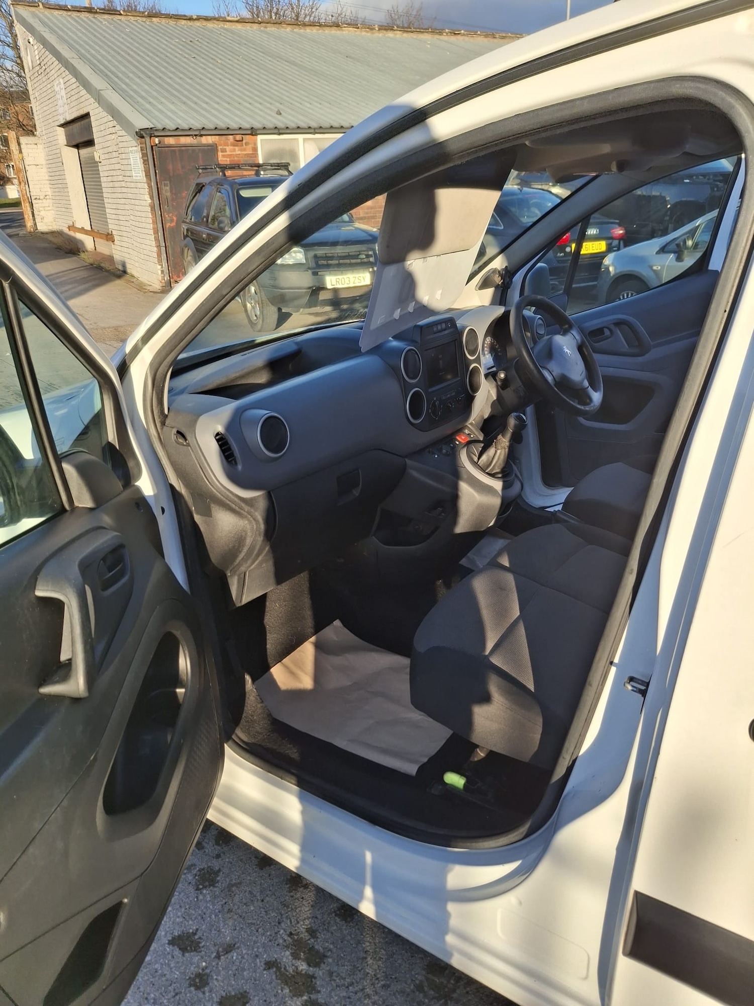 Used Peugeot Partner 2017 for sale - 76758974: Photo 10