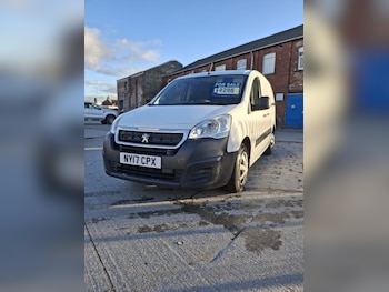 Used Peugeot Partner 2017 for sale - 76758974: Photo
