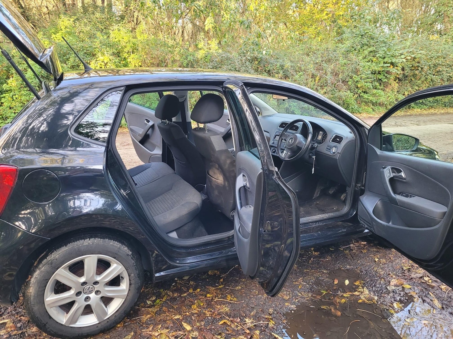 Used Volkswagen Polo 2012 for sale - 76408424: Photo 7