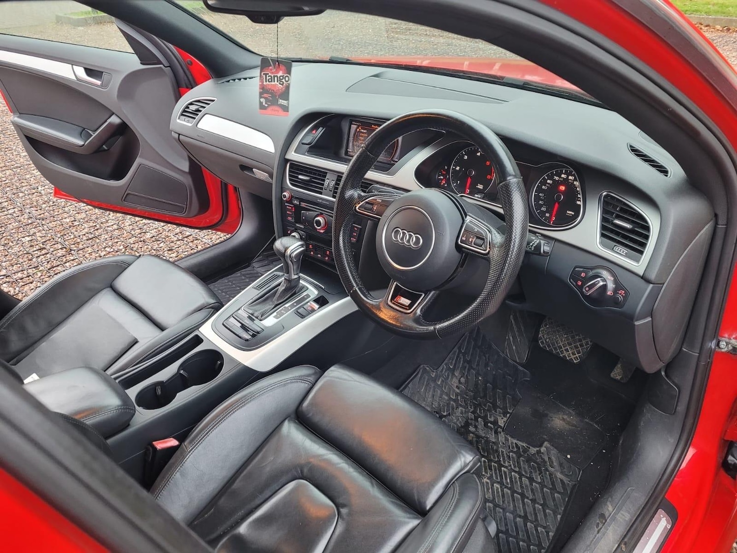 Used Audi A4 Avant 2013 for sale - 76727759: Photo 10