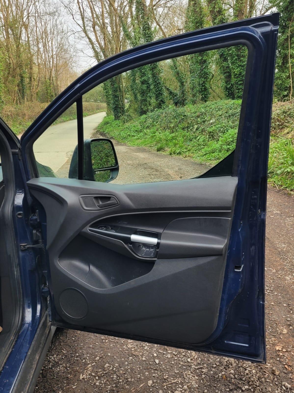 Used Ford Transit Connect 2017 for sale - 78006710: Photo 19