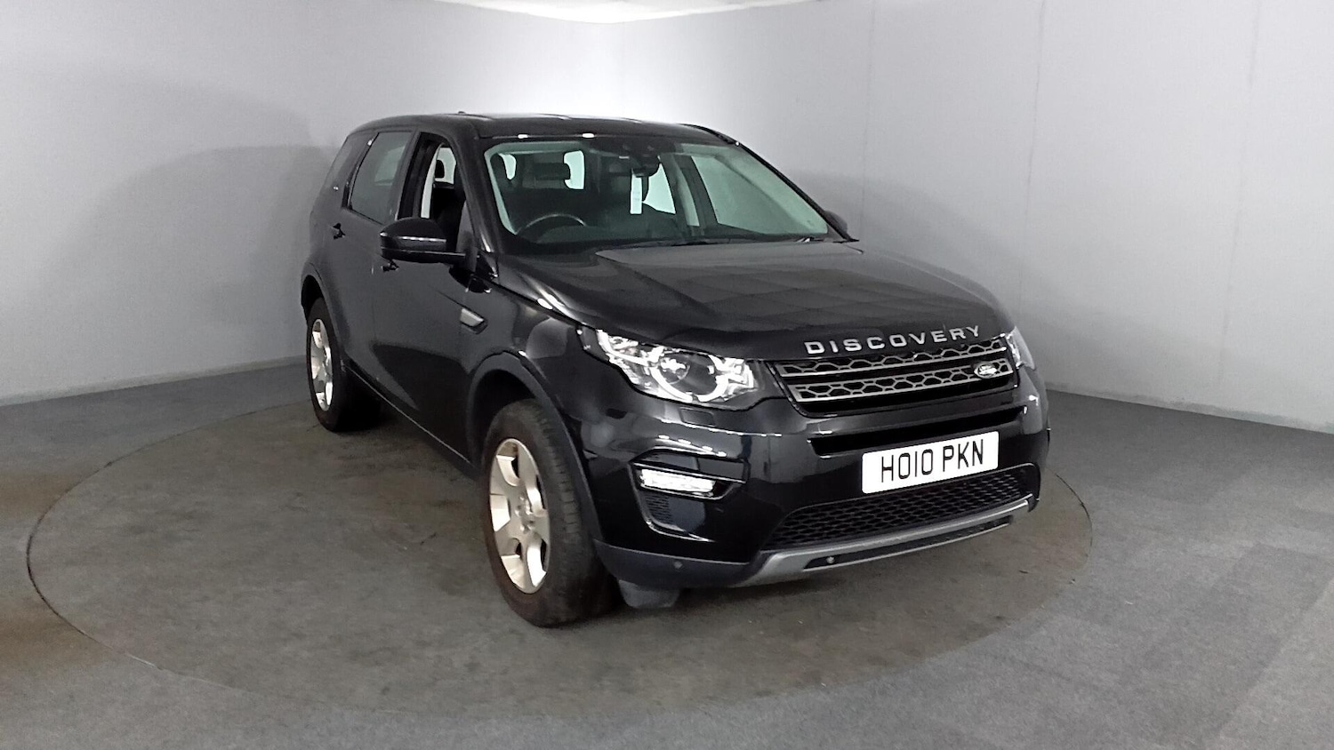 Used Land Rover Discovery Sport 2019 for sale - 77050184: Photo 1