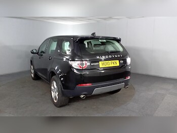 Used Land Rover Discovery Sport 2019 for sale - 77050184: Photo