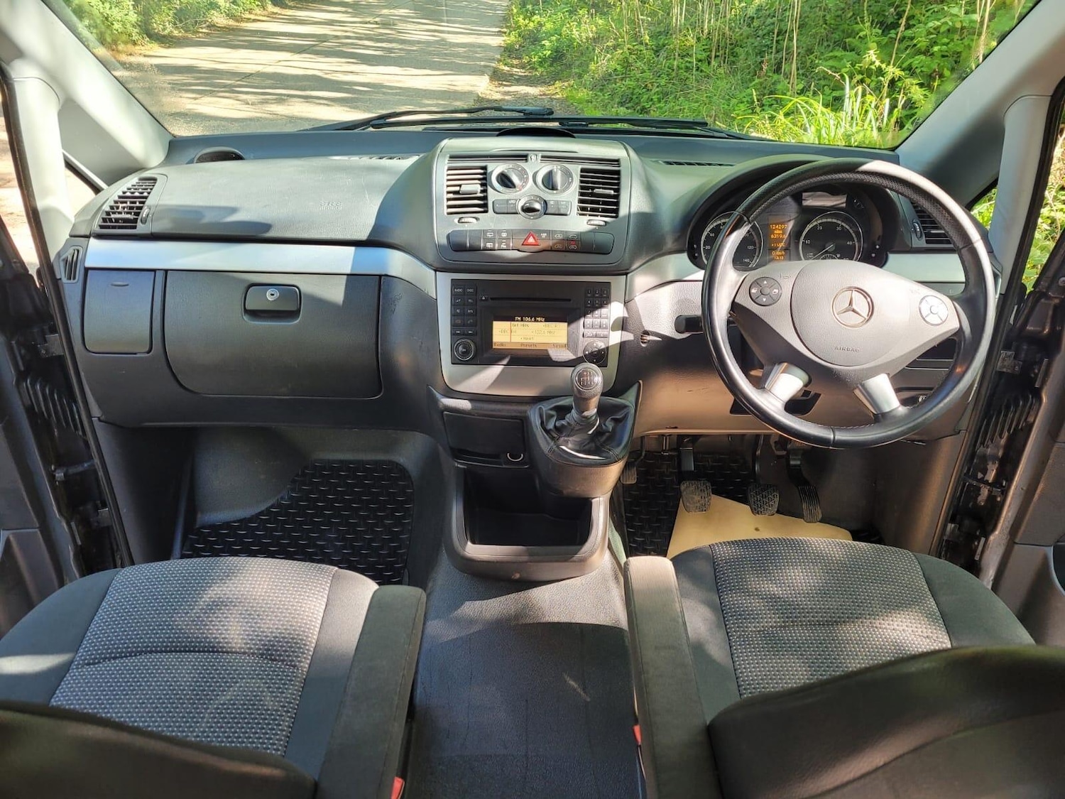 Used Mercedes-Benz Vito 2014 for sale - 76152124: Photo 15