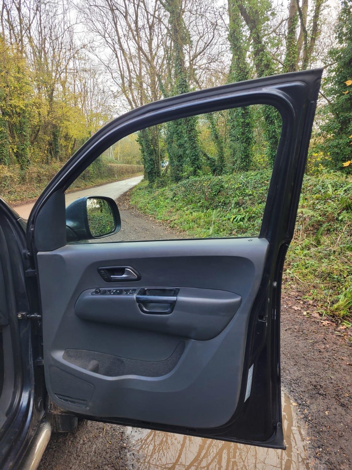 Used Volkswagen Amarok 2015 for sale - 77030010: Photo 23